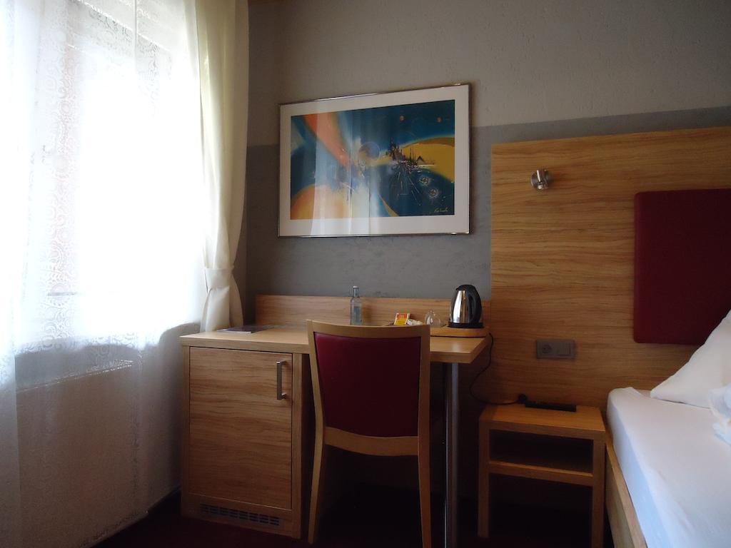 Hotel Garten ボン 部屋 写真